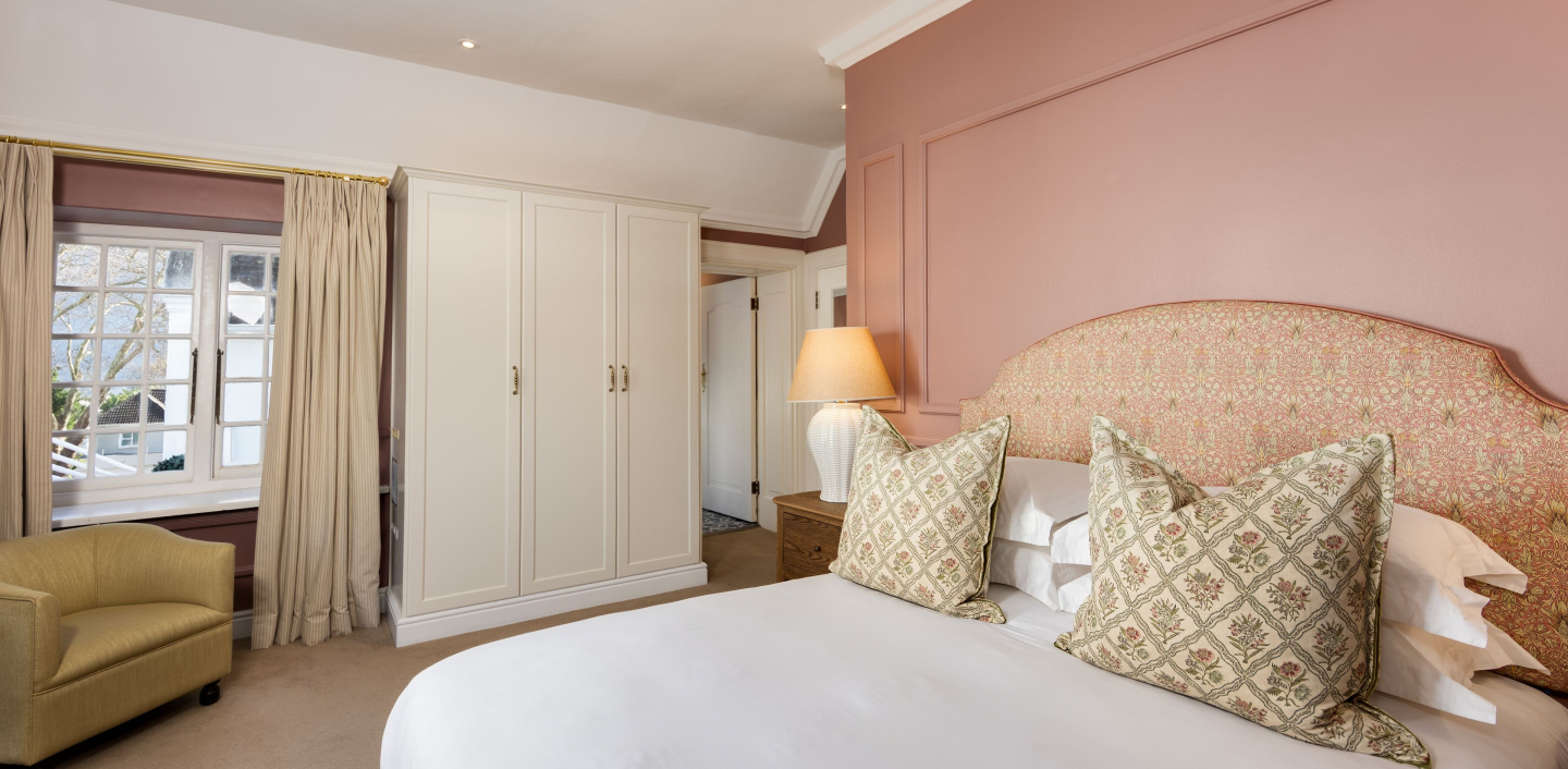 The Claremont Room 4 6