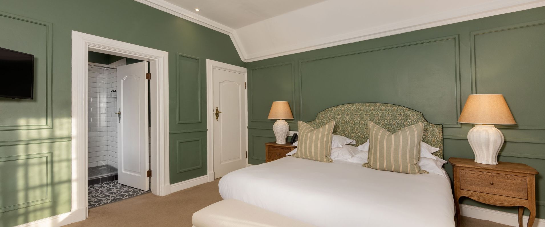 The Claremont Room 3 7