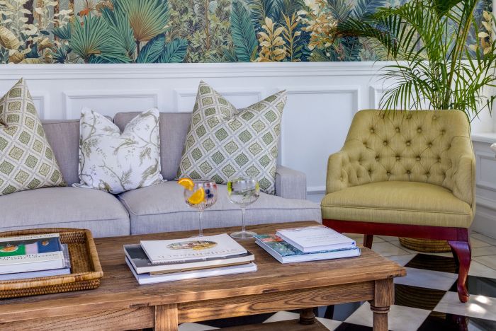 The Claremont Sun Lounge 22