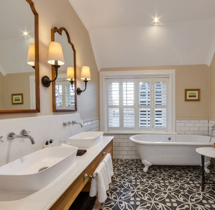 The Claremont Room 2 4